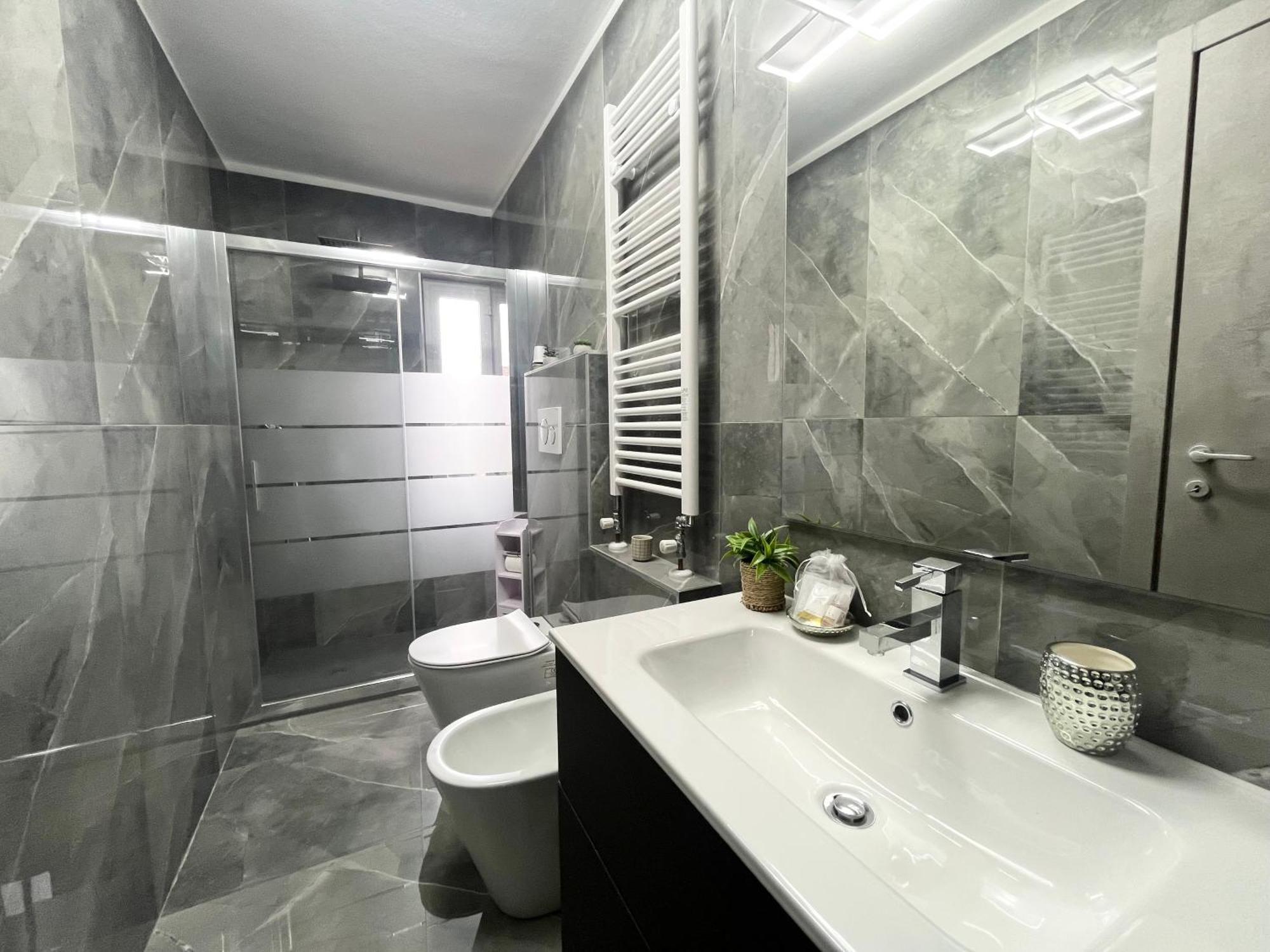 Chorus Apartment *
