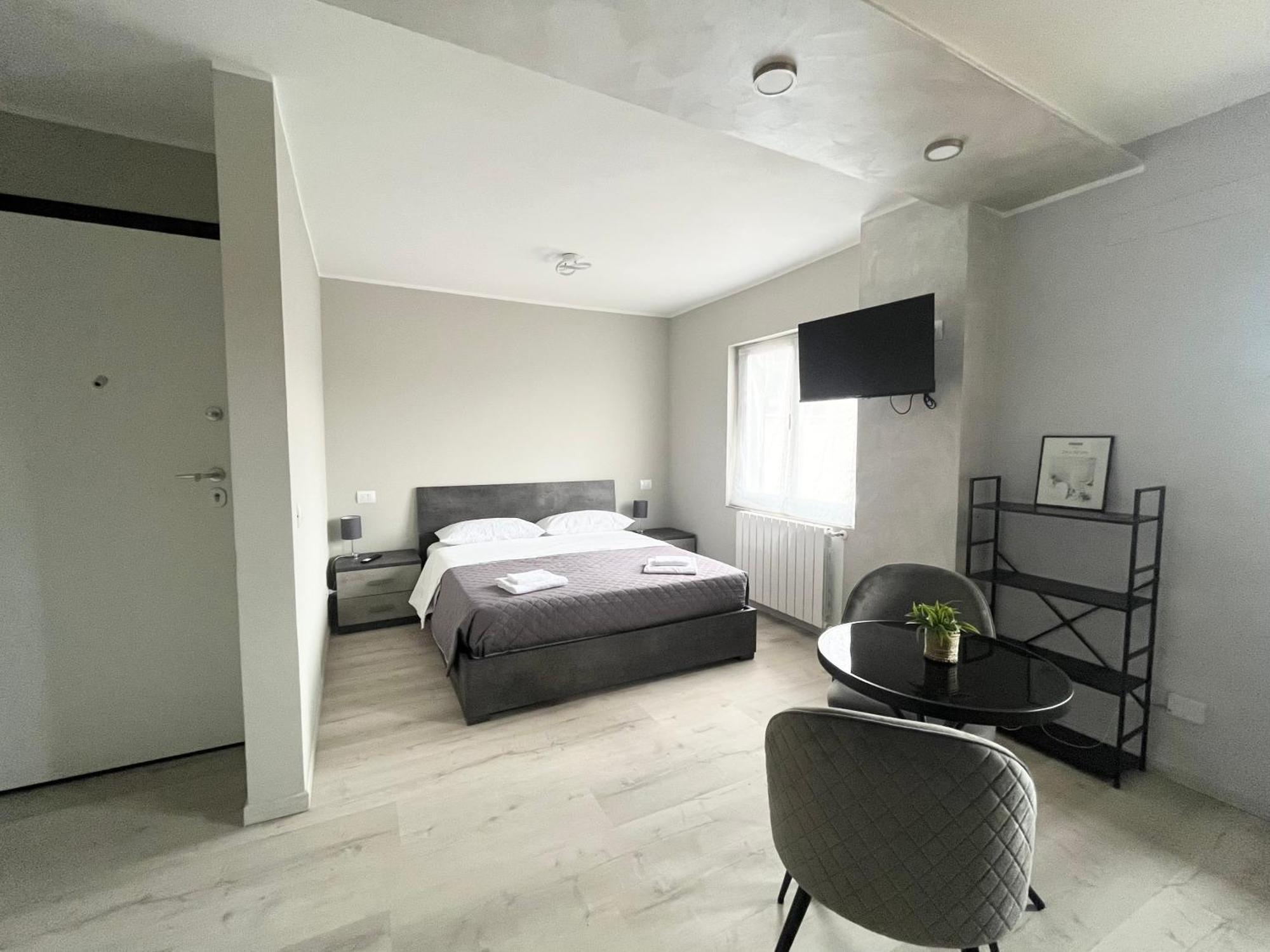 Chorus Apartment *